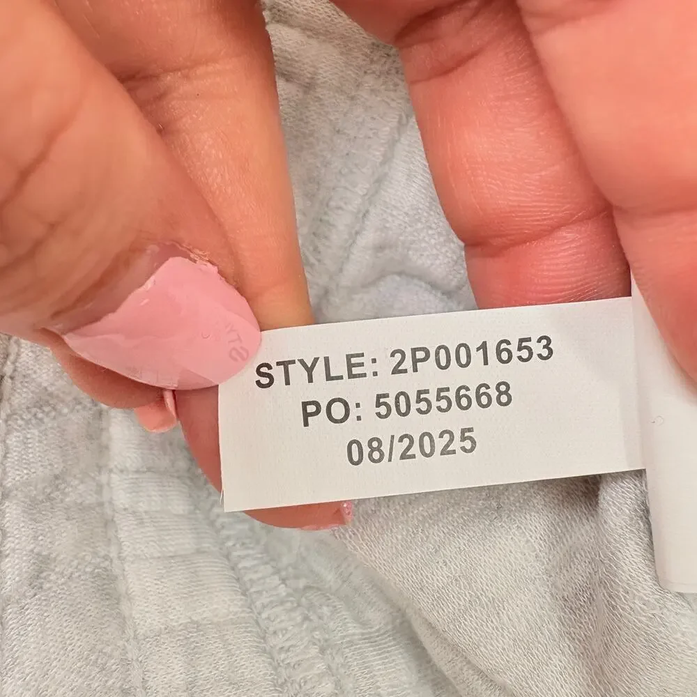 Vineyard Vines Cable Knit Women’s Cozy Chic Minimalist Joggers – NWT –Medium 🤍